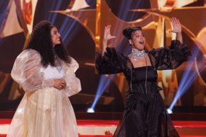 Amina och Jamila Ouahid var de första döva prisutdelarna någonsin på Guldbaggegalan. Foto: Annika Berglund, Svenska Filminstitutet